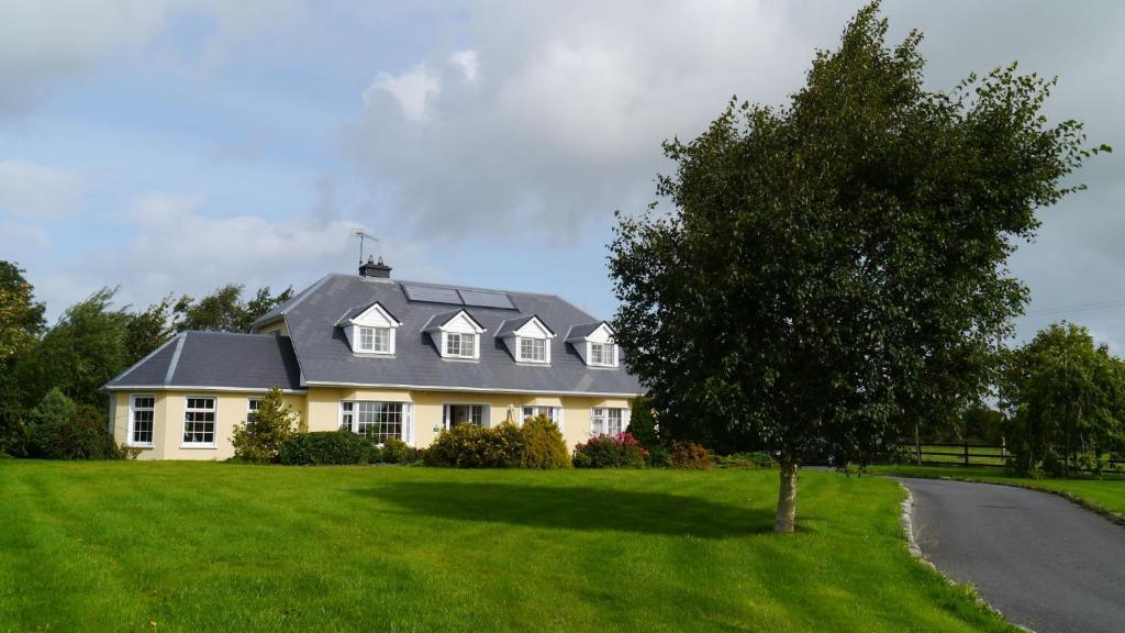 Ashfield House B&B Cong Exterior photo