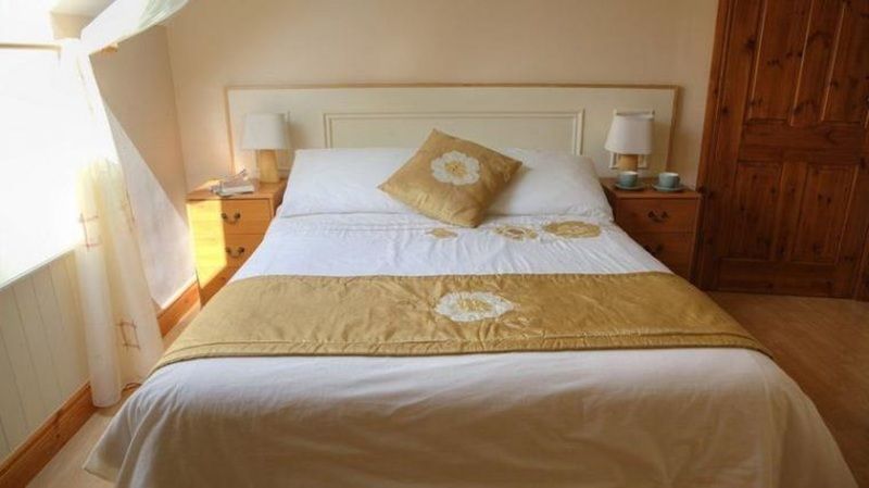 Ashfield House B&B Cong Exterior photo